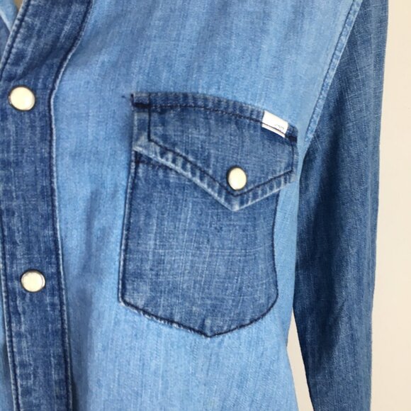 MOTHER Snap Button ALL My EX'S Picking Up The Piece Long Sleeve Chambray Shirt - Picture 8 of 16
